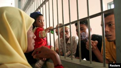 Because Corona Virus,  More Than 30.000 Prisoners Released and Crime Increases in Indonesia